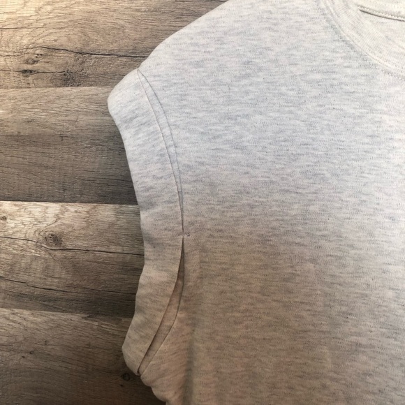 Cropped Sleeveless Sweatshirt Top XS - Picture 5 of 6